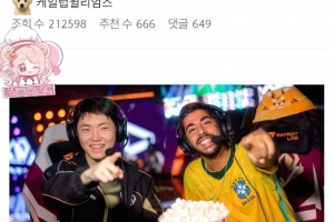 韩网热议Chovy接受巴西主播采访:这人放个爆米花在贴脸嘲讽Chovy - 资讯配图