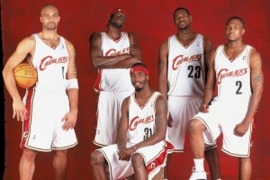 布泽尔:如果詹姆斯下赛季还打 他就将和我儿子同场竞技了 - 资讯配图