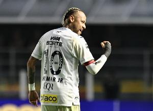 不会放弃！ESPN：桑托斯悉心照料内马尔，希望他能踢上世界杯 - 资讯配图