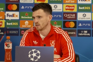 罗伯逊：说起逆转想起对阵巴萨，但上次不被看好这次被看好 - 资讯配图