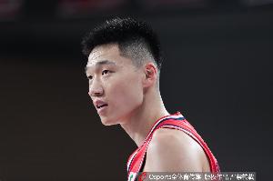 外线哑火！广州半场三分17投仅3中 命中率只有17.6% - 资讯配图