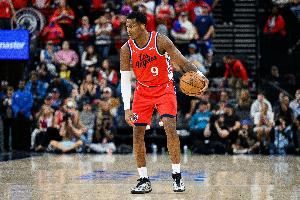 场均19.9分5.9板！船记：马瑟林因右脚大脚趾伤势将缺席3连客 - 资讯配图