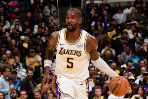 艾顿打趣：平时被贬替补意味着我上不了场 但最近我110%投入 - 资讯配图