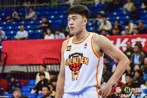 潜力赛-蒋祺禹14分2板2助 马明坤10分3板 天津战胜深圳 - 资讯配图