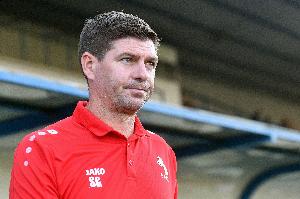 杰拉德:赖斯是世界最佳球员之一,我真希望利物浦当初能签下他 - 资讯配图