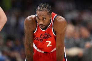 伦纳德三节12中9高效砍25分 末节0出手 球都没接到过 - 资讯配图