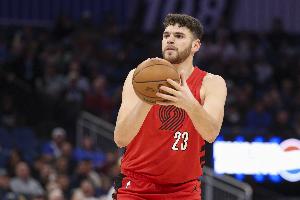 这场内线无解！克林根19中10&三分5中3砍生涯新高28分 另有13板 - 资讯配图