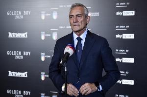 决战！意足协主席：意大利哪怕游都要游进世界杯，很乐观但也紧张 - 资讯配图