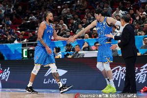 媒体人：麦基不是全能的 北京的战术执行纪律&进攻选择有很大问题 - 资讯配图