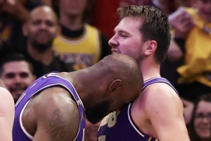 东契奇谈7连胜：赢球让一切变得容易和有趣 赢球就能享受快乐 - 资讯配图