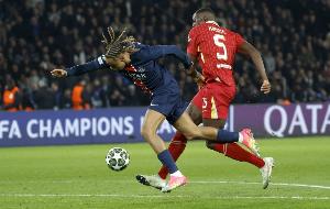 势均力敌!利物浦和巴黎欧冠共交手4次:两队各赢两场,各进5球 - 资讯配图