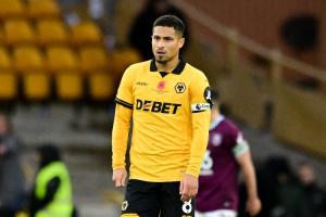 曼晚:曼联夏窗想引进两名中场,有意戈麦斯、巴莱巴、沃顿等球员 - 资讯配图