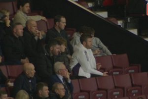 卡里克、拉门斯、鲁尼现场观看青年足总杯，曼联U18晋级半决赛 - 资讯配图