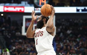 当爹又当妈！哈登砍骑士新高36分7板9助 拒绝公牛29分逆转！ - 资讯配图