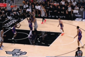 次轮状元防住真状元！弗莱明低位单防文班寸土不让 防出三不沾 - 资讯配图