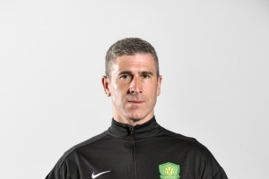 蒙哥马利回应误判：过去的事情不能改变，我们永远尊重裁判的决定 - 资讯配图