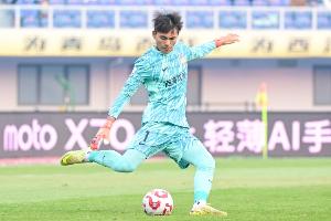 直播吧：李昊肋部受伤，因伤缺席新一期国字号名单 - 资讯配图