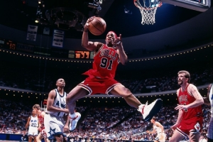 双名人堂头衔加持!Shams:罗德曼将在四月份入选WWE名人堂 - 资讯配图