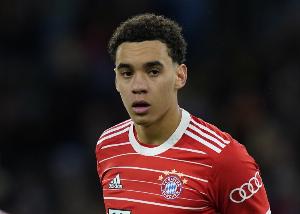 德甲身价跌幅榜:穆西亚拉、阿德耶米下跌1000万欧为最多 - 资讯配图