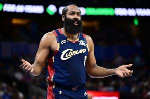 阿特金森:我们不能总是依赖哈登 他身边的队友必须打得更好 - 资讯配图