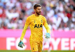 米体：维卡里奥希望重返意大利，可以不超过2000万欧转会费签下他 - 资讯配图