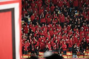 将迎成渝德比，四川省足协、成都市足协等联合发布文明观赛倡议书 - 资讯配图