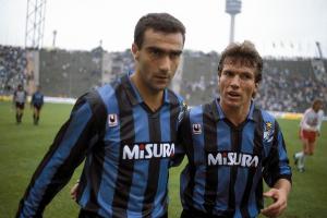 贝尔戈米：国米的3-5-2在意甲是标准配置，但在欧洲实际上没人用 - 资讯配图