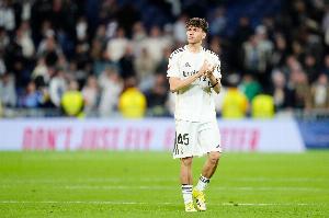 跟队记者：皮塔奇预计今天将被西班牙U19征召，征战欧U19优选赛 - 资讯配图