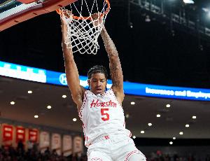 模版波蒂斯！休斯敦大学内线小克里斯·塞纳克24分钟狂揽18个篮板 - 资讯配图