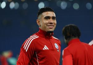 TyC：切尔西与河床谈深度合作，未来可优先买小妖并外租球员练级 - 资讯配图