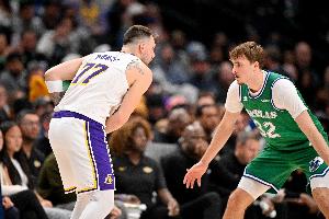 苏群:雄鹿没得到联盟弗拉格式的承诺 因此没在截止日送走字母 - 资讯配图