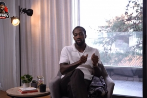 贝弗利：我退网结束了 但我自己的播客竟然不让我参加了？ - 资讯配图