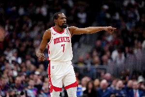 KD得分超乔丹?ESPN预测明日胜率:背靠背的火箭55.4% 热火44.6% - 资讯配图