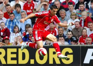 旧将：斯洛特刚来利物浦就像国王一样，如今他却被视为最差的一个 - 资讯配图