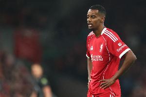 赫斯基：伊萨克需要有自由度和支援才能发挥威力，能搭档埃基蒂克 - 资讯配图