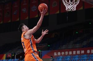 媒体人：小丁曾有一段时间是中国第一小前锋 但受伤后变成了流星 - 资讯配图