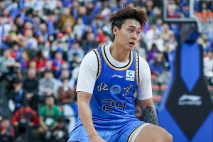 高光一役！赵睿本场轰34分为生涯第二高分 仅次18年战新疆的40分 - 资讯配图