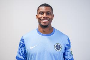 韦斯利：球队把握机会能力仍有不足，失球是因为注意力不集中 - 资讯配图