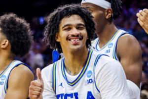 痛并快乐着~UCLA悍将拼断门牙拒绝逆转 对手17次失误&罚球16中5 - 资讯配图