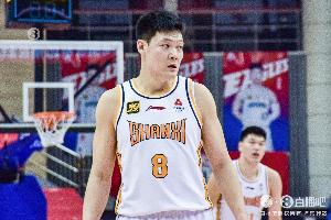 效率很高！张宁8中6拿到16分6板 末节连续拿分带队反超 - 资讯配图