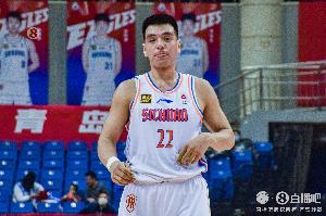 近乎完美！杨文学14中11超高效拿下24分4板2断难救主 - 资讯配图