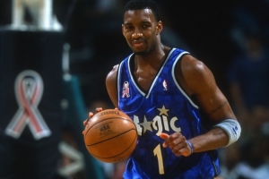 麦迪：拿62分的那场比赛我本可以冲击80分 最后我太累了 - 资讯配图