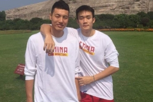 翟晓川：丁彦雨航宣布退役 我心里有一些难过 我们曾互相促进提高 - 资讯配图