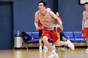 记者:在中国篮球历史上 能在3号位与丁彦雨航媲美的球员屈指可数 - 资讯配图