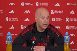 斯洛特：伊萨克对阵巴黎时可以复出，下赛季他肯定能恢复到最佳 - 资讯配图