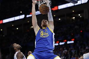 科尔:波津退场后我们失去了能拉开空间的5号位 下半场彻底崩盘了 - 资讯配图