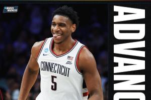 NCAA魔兽!康大里德15中12狂揽31分27板疯三58年首人! - 资讯配图