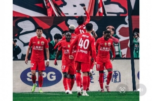 前3轮2负，蒯纪闻社媒：需要提高的有很多，感谢远征军不离不弃 - 资讯配图