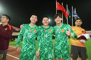 刘殿座:00后门将崛起让我感觉开心 进国家队即便替补也是荣誉 - 资讯配图