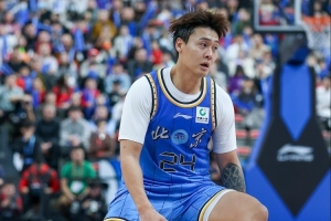 解说：赵睿轰下34分 打出加盟北京队以来最强一战 - 资讯配图